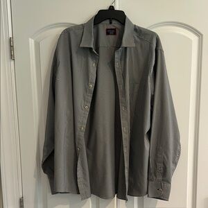 UNTUCKit Black and White Checkered Casual Button Down Shirt